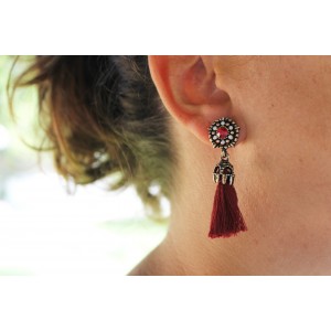 Pendientes de flecos rojo. P006.