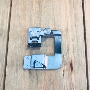 Prensatelas de dobladillo. 3 und